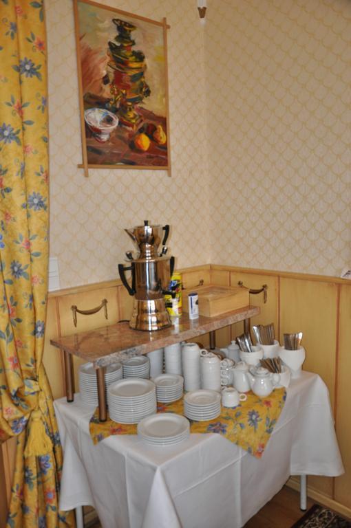 Hotel Pension Savoy Near Kurfuerstendamm Berlin Bagian luar foto